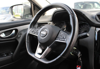 Подержанный автомобиль Nissan Qashqai 2019 года (14 фото)