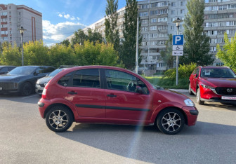 Подержанный автомобиль Citroen C3 Hatchback 2006 года (4 фото)