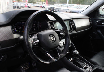 Подержанный автомобиль Skoda Kodiaq 2022 года (7 фото)