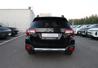 Подержанный автомобиль Subaru Outback Wagon 2016 года (5 фото)