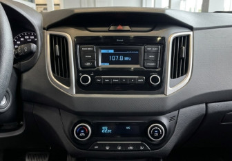 Подержанный автомобиль Hyundai Creta 2021 года (12 фото)