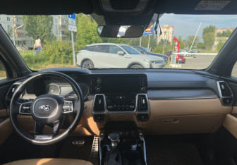 Подержанный автомобиль Kia Sorento 2021 года (11 фото)