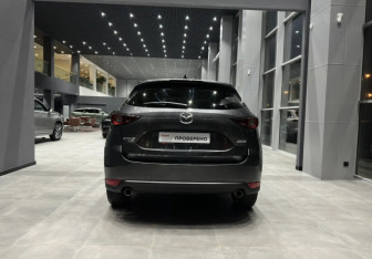 Подержанный автомобиль Mazda CX-5 2019 года (6 фото)