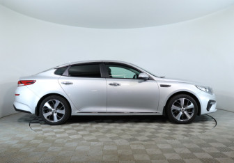Подержанный автомобиль Kia Optima Sedan 2019 года (4 фото)
