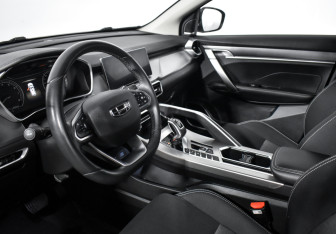 Подержанный автомобиль Geely Coolray 2021 года (9 фото)