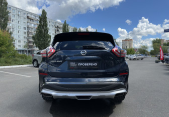 Подержанный автомобиль Nissan Murano Suv 2018 года (6 фото)