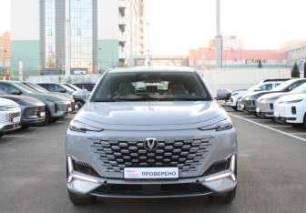 Подержанный автомобиль Changan UNI-K 2025 года (2 фото)