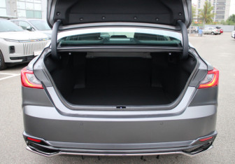Новый Toyota Camry Sedan 2026 (9 фото)