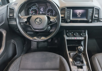 Подержанный автомобиль Skoda Karoq 2021 года (13 фото)