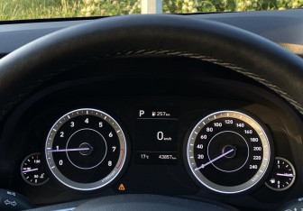 Подержанный автомобиль Hyundai Creta 2022 года (16 фото)