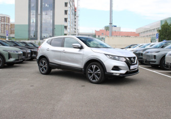 Подержанный автомобиль Nissan Qashqai 2019 года (3 фото)