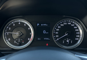 Подержанный автомобиль Hyundai Sonata 2020 года (16 фото)