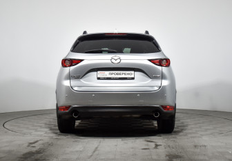 Подержанный автомобиль Mazda CX-5 2019 года (6 фото)