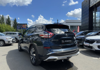 Подержанный автомобиль Nissan Murano Suv 2018 года (7 фото)