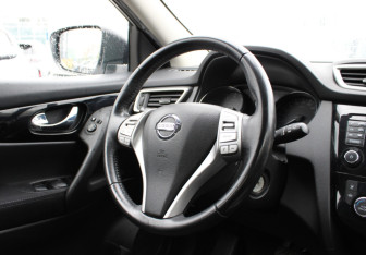 Подержанный автомобиль Nissan Qashqai 2018 года (14 фото)
