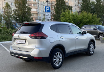 Подержанный автомобиль Nissan X-Trail 2021 года (5 фото)