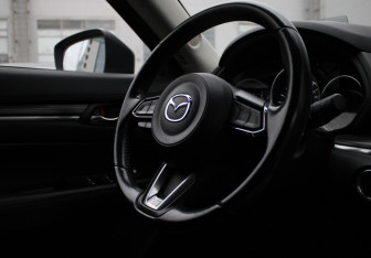Подержанный автомобиль Mazda CX-5 2018 года (15 фото)