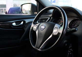 Подержанный автомобиль Nissan Qashqai 2018 года (11 фото)