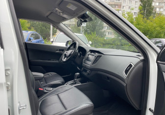 Подержанный автомобиль Hyundai Creta 2018 года (10 фото)