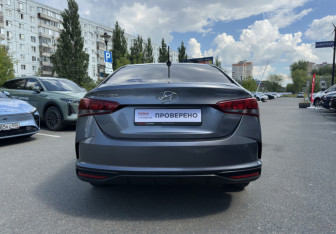 Подержанный автомобиль Hyundai Solaris Sedan 2020 года (6 фото)