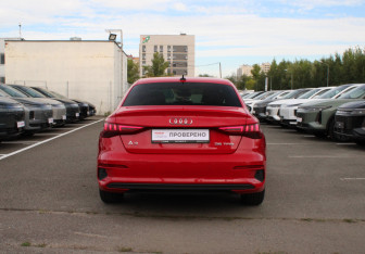 Подержанный автомобиль Audi A3 Sedan 2021 года (5 фото)