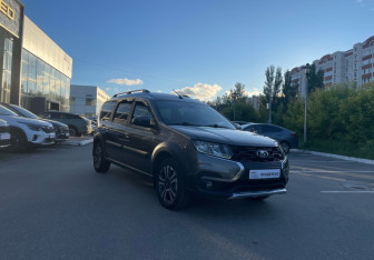 Подержанный автомобиль LADA (ВАЗ) Largus Wagon 2022 года (3 фото)