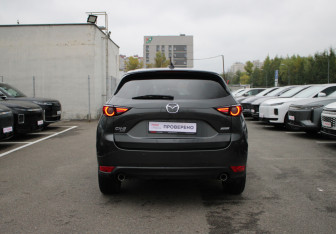 Подержанный автомобиль Mazda CX-5 2018 года (5 фото)