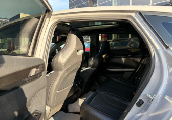 Подержанный автомобиль Changan UNI-V 2024 года (12 фото)
