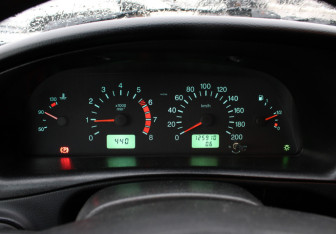 Подержанный автомобиль Chevrolet Niva 2010 года (16 фото)