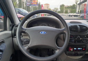 Подержанный автомобиль LADA (ВАЗ) Kalina Hatchback 2010 года (14 фото)