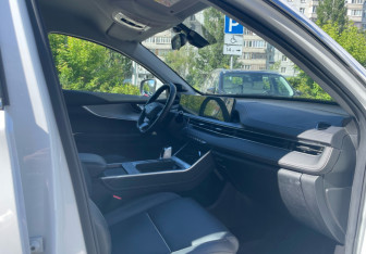 Подержанный автомобиль Chery Tiggo 7 Pro Max 2023 года (10 фото)