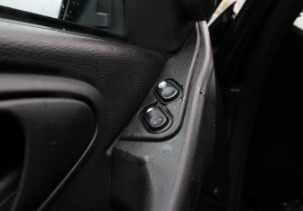 Подержанный автомобиль Chevrolet Niva 2010 года (14 фото)