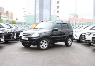 Подержанный автомобиль Chevrolet Niva 2010 года (1 фото)