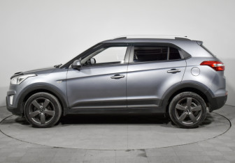 Подержанный автомобиль Hyundai Creta 2018 года (8 фото)