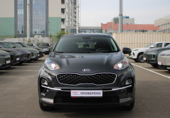 Подержанный автомобиль Kia Sportage 2019 года (3 фото)