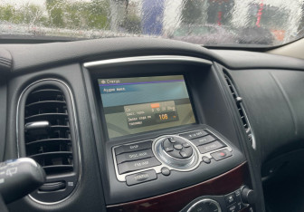 Подержанный автомобиль Infiniti QX50 2014 года (13 фото)