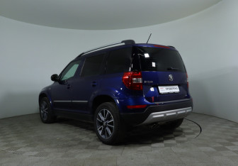 Подержанный автомобиль Skoda Yeti 2016 года (8 фото)
