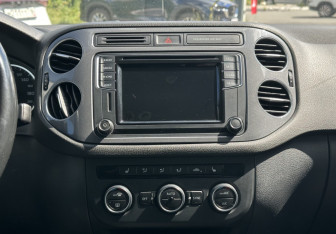 Подержанный автомобиль Volkswagen Tiguan 2016 года (13 фото)