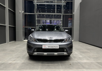 Подержанный автомобиль Kia Rio Hatchback 2019 года (2 фото)